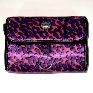 NWOT SOHO makeup travel bag.